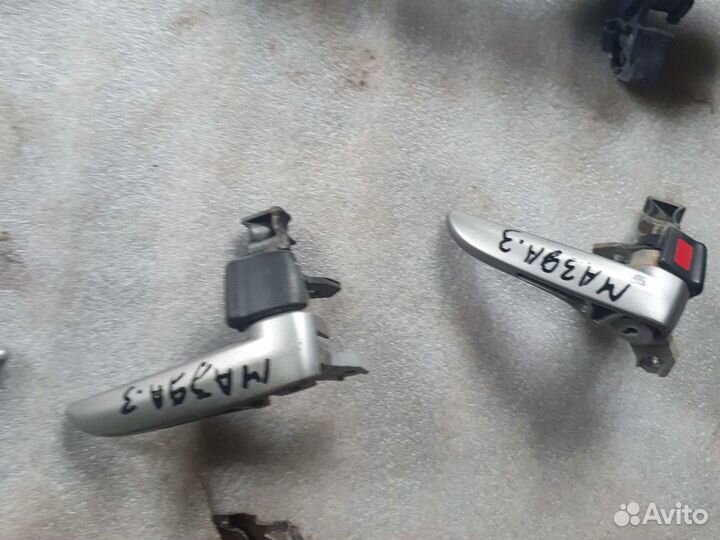 Ручка двери Mazda 3 BK