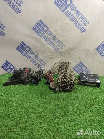 Блок управления парктроником Mitsubishi L200