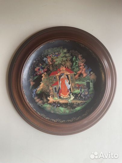 Настенная тарелка в дубовой раме. Англия