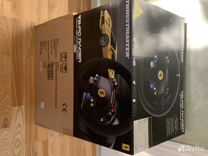 Thrustmaster TS-PC Racer Ferrari 488 руль с базой