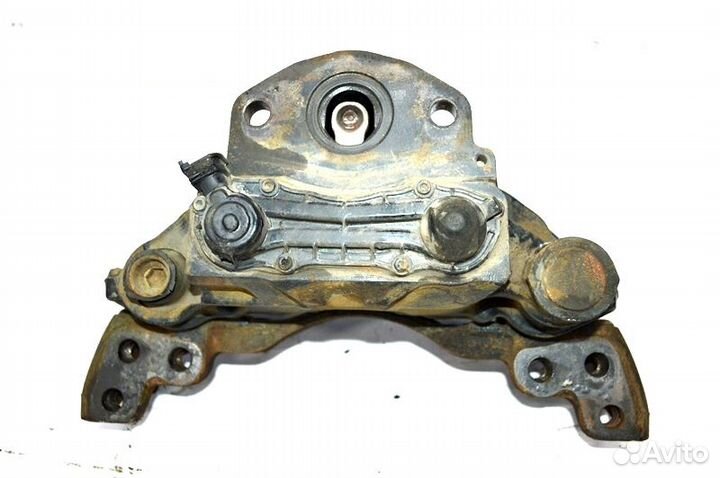 Суппорт переднего моста, правый DAF XF105 (01.05)