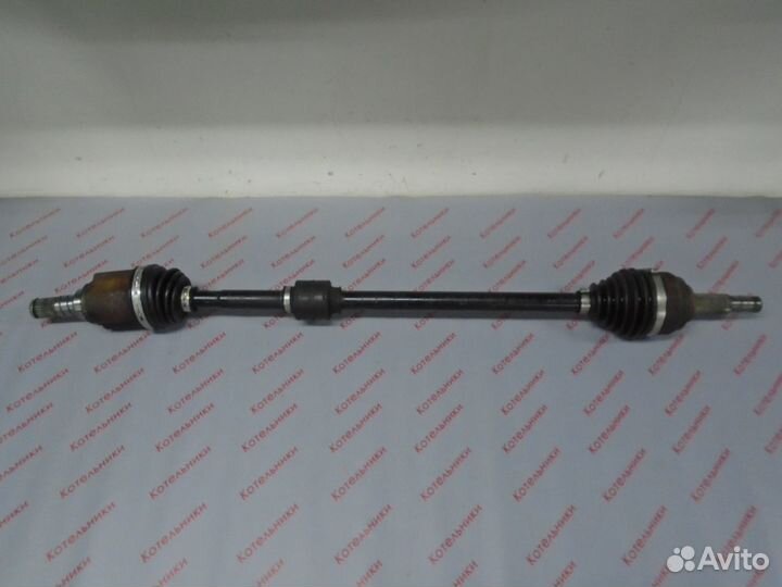 Nissan 39100-9U005 Вал приводной правый