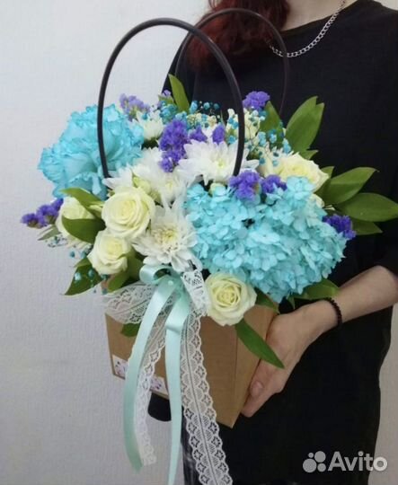 Цветочные коробки хризантема гортензия эустома