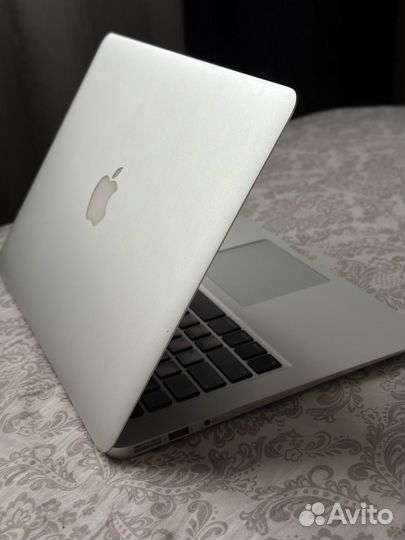 Apple MacBook Air 13 Early 2014 256 GB Макбук