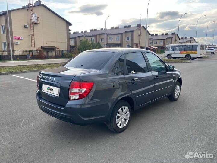 LADA Granta 1.6 МТ, 2021, 54 200 км