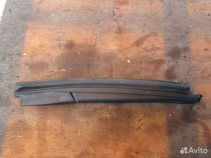 Накладка на крыло передняя левая Toyota Camry