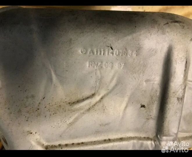 Продаю выпускной коллектор Mercedes E-Class