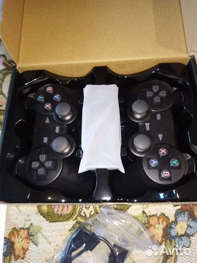 Игровая консоль