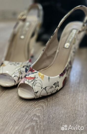 Обувь женская