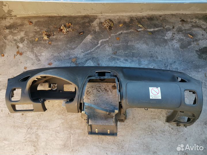 Торпеда Mitsubishi Carisma