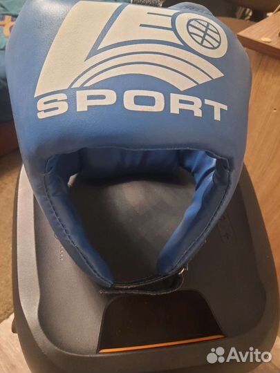 Продаётся шлем боксерский