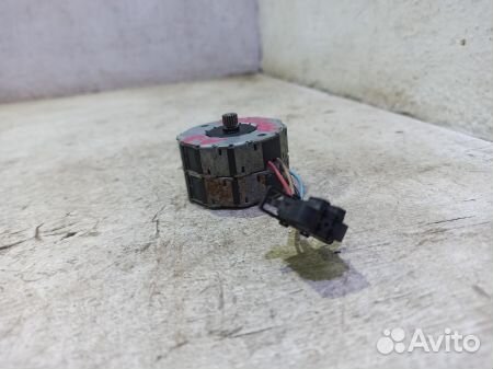 Моторчик люка Ауди A8 D3 4E