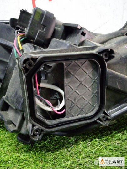 Фара передняя левая toyota vitz