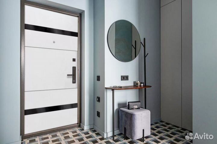 Входная дверь металлическая