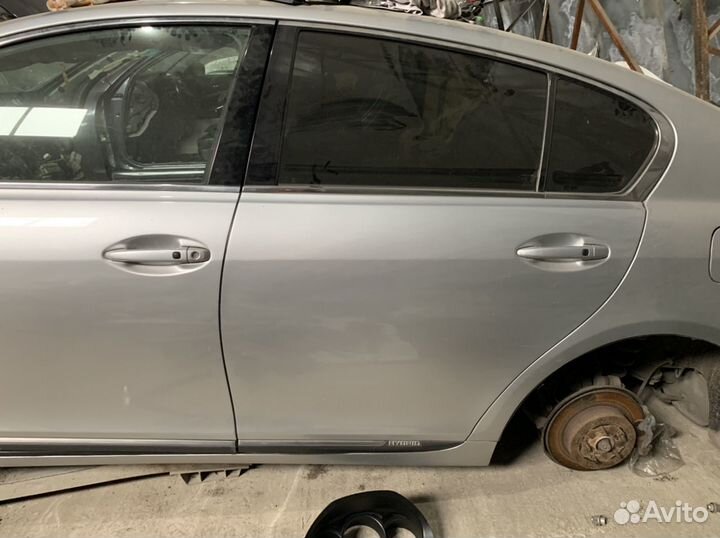Задняя левая дверь Lexus GS 300 450h 05-11 гв