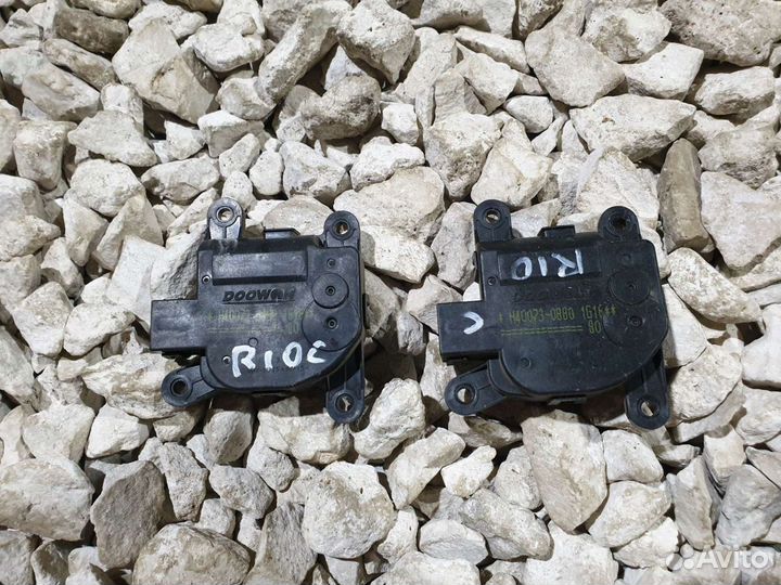 Моторчик заслонки печки Рио 3