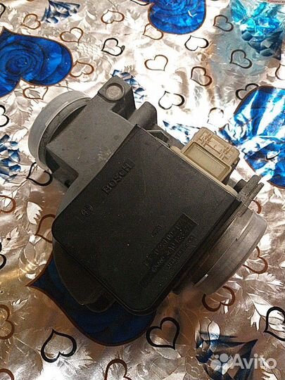 Расходомер воздуха audi A6 1994-1997