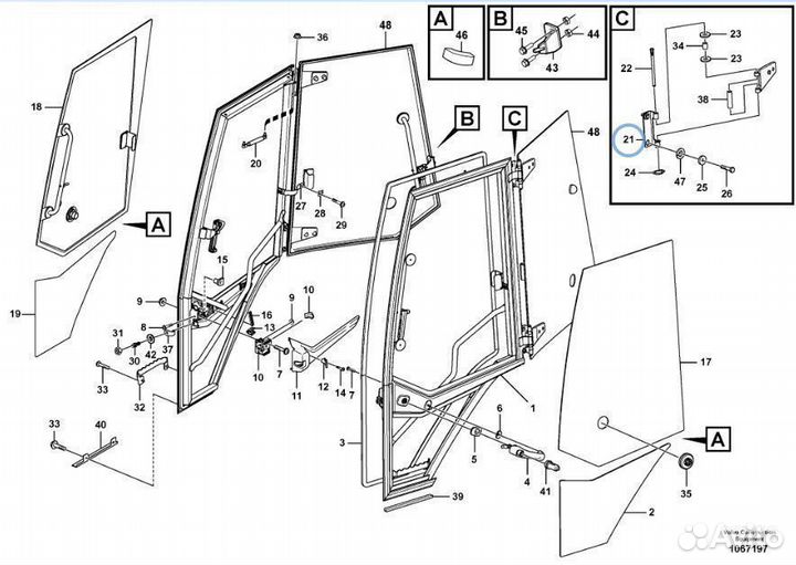 Петля двери 15024043 Volvo BL