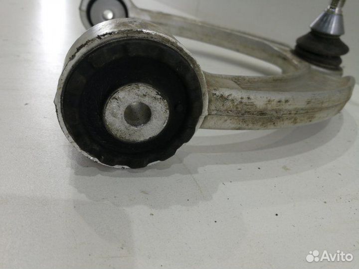 Рычаг подвески нижний передний левый Mercedes-Benz