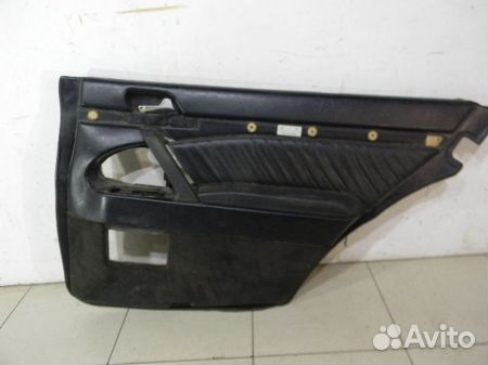 Обшивка (дверная карта) двери задней правой