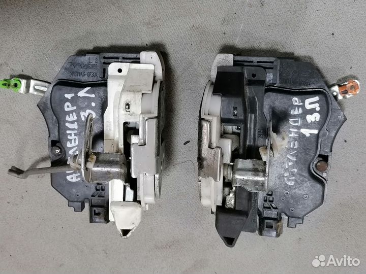 Замок двери задний Mitsubishi Outlander (CU)