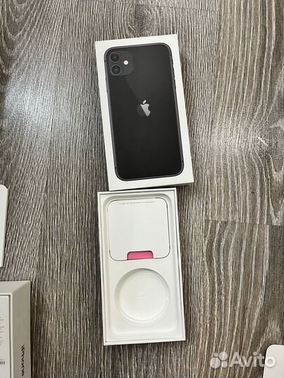 Оригинальные корбки iPhone