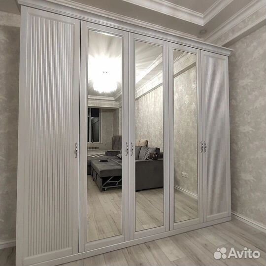 Шкаф с фрезеровкой