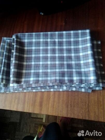 Лоскут ткани на пошив одежды или как подарок