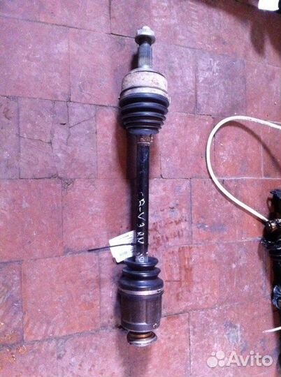 Вал приводной (Полуось) передний правый Honda Cr-V