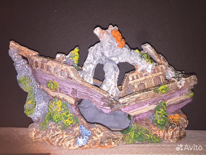 Корабль в аквариум