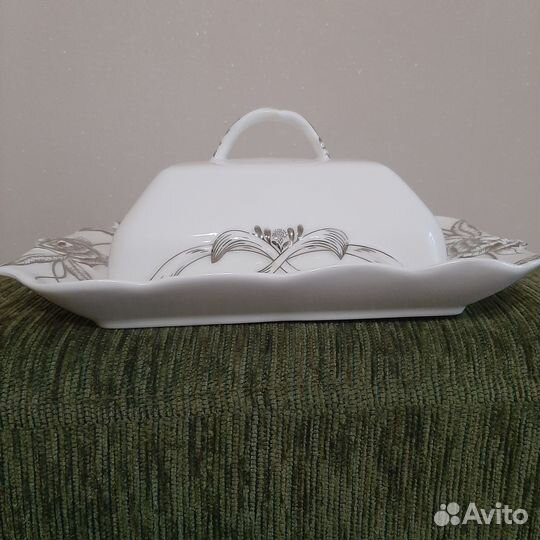 Масленка фарфор