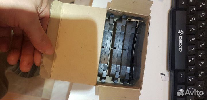 Продам комплект колодок задних для Mazda