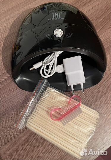 Ультрафиолетовая лампа