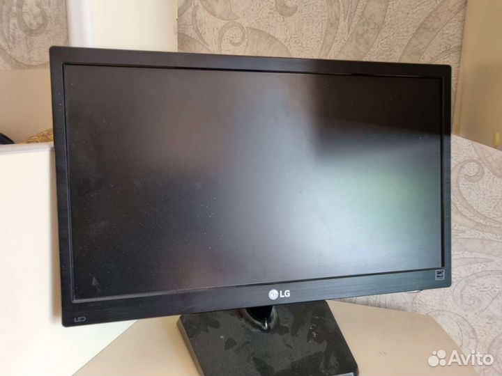 Монитор LG
