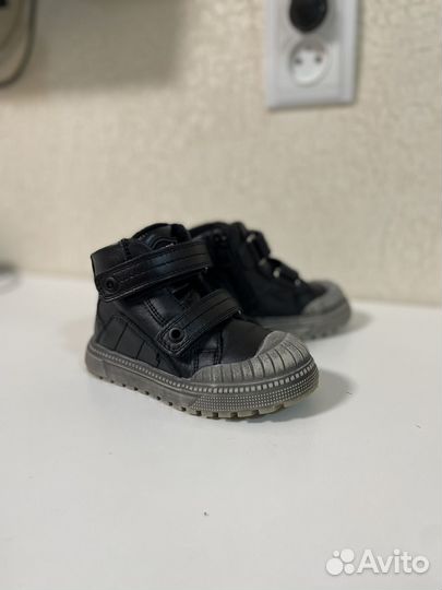 Ботинки демисезонные