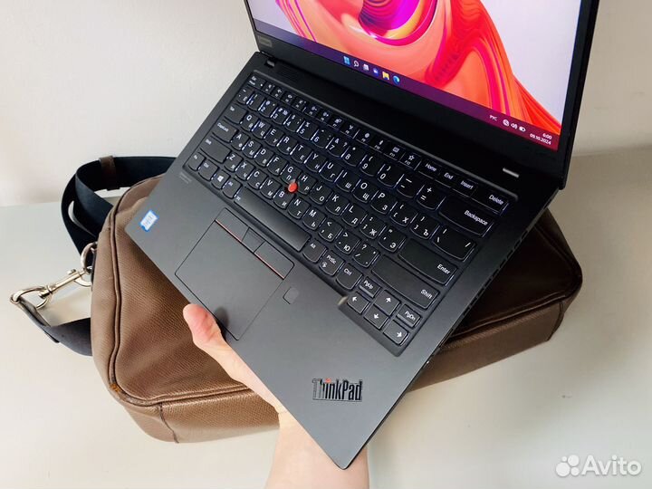 ThinkPad X1 Carbon i7 как Новый