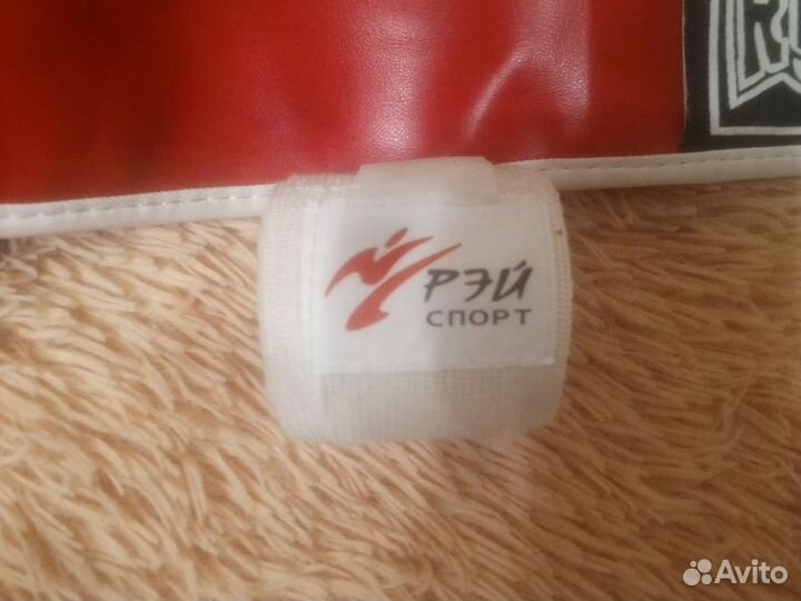 Боксерские перчатки 10 oz бу