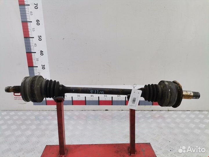 Полуось задняя (приводной вал, шрус) Mercedes-Benz