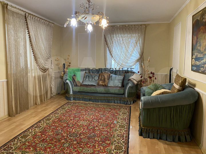 3-к. квартира, 109,7 м², 2/5 эт.