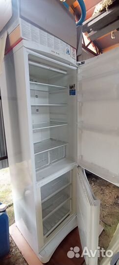 Холодильник indesit