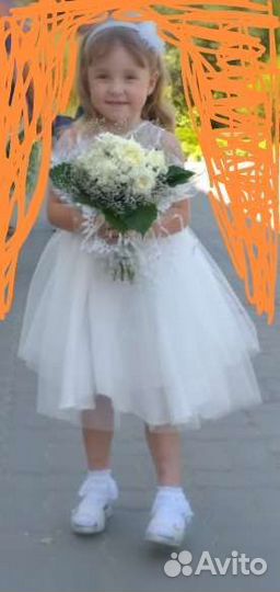 Платье на девочку