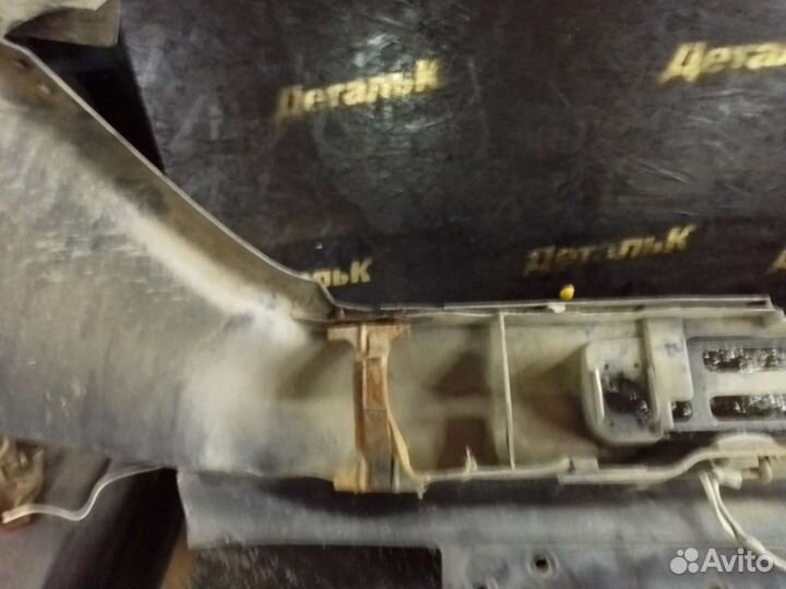 Бампер задний nissan bluebird u13