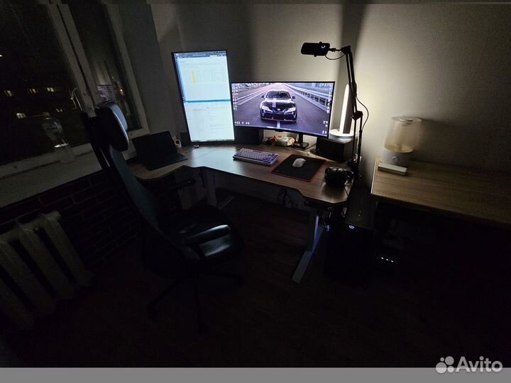 Монитор LG 31.5