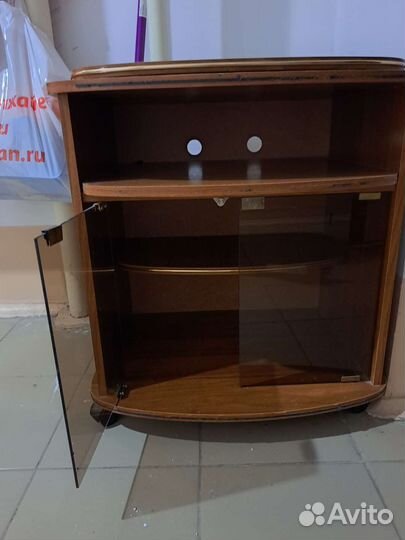 Тумба под телевизор- аквариум