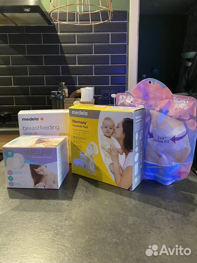 Молокоотсос medela ручной набор