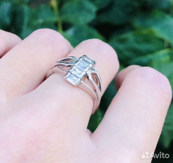 Серебряное кольцо