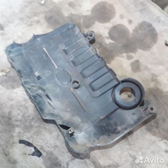 Декоративная накладка двигателя Мазда 6 GG