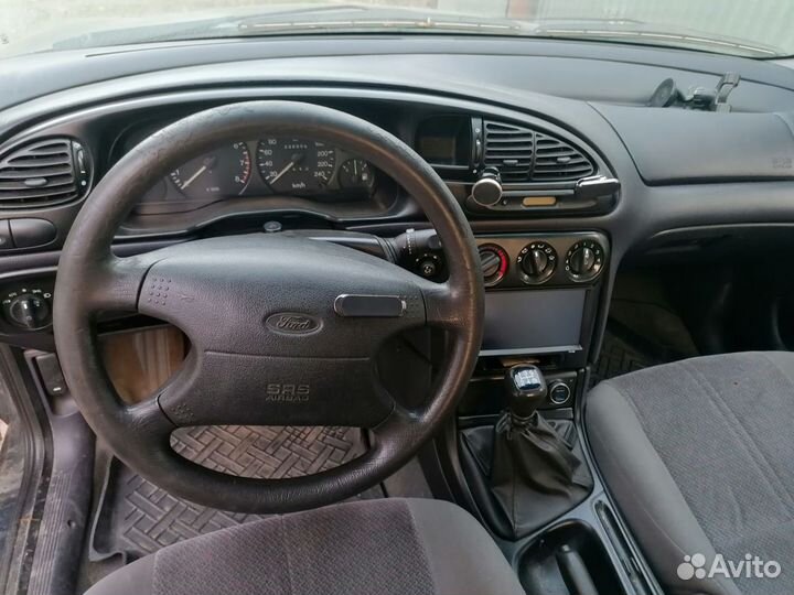 Ford Mondeo 1.8 МТ, 1998, 238 959 км