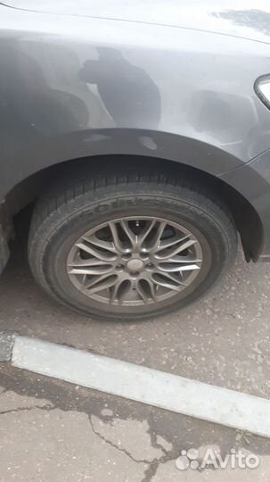 Kumho Solus KL21 235/65 R17 104T