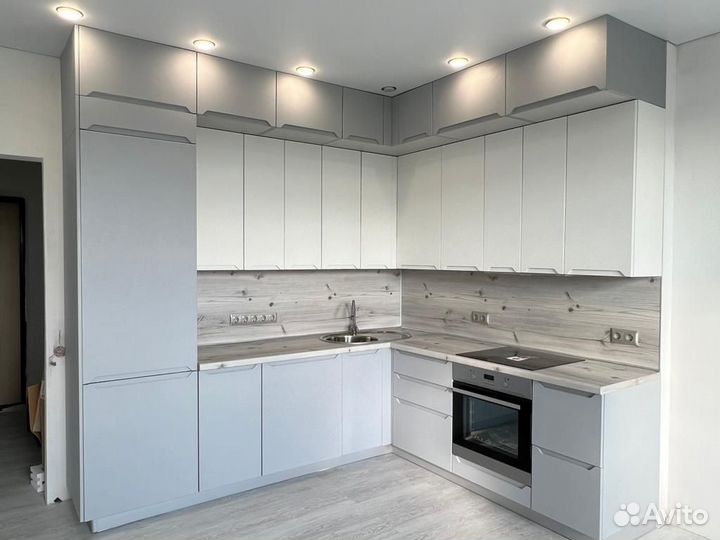 Кухня готовая новая